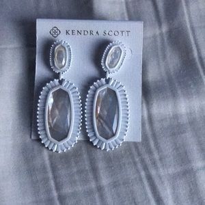 Kendra Scott Kaki Earrings